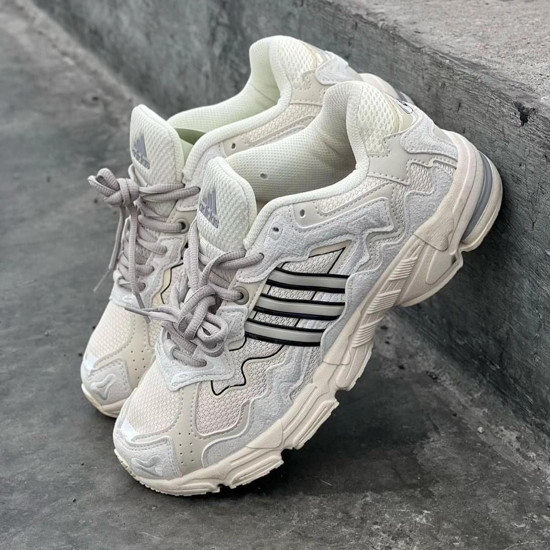 ADIDAS BAD BUNNY RESPONSE